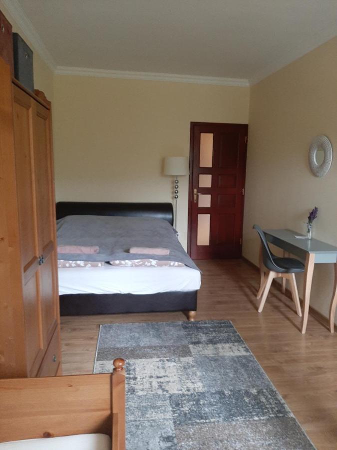 Megyeri Apartman Pócsmegyer 外观 照片