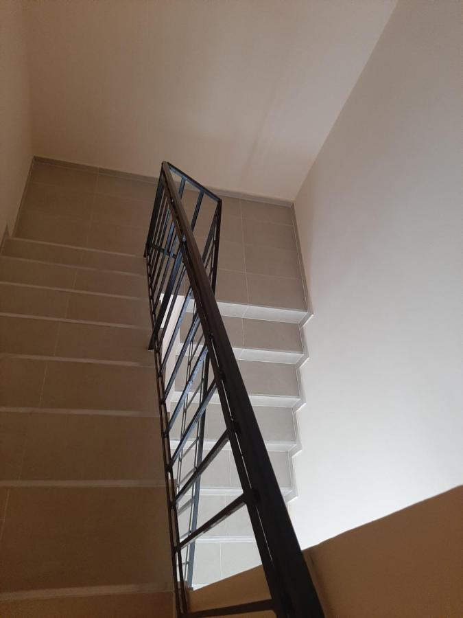 Megyeri Apartman Pócsmegyer 外观 照片